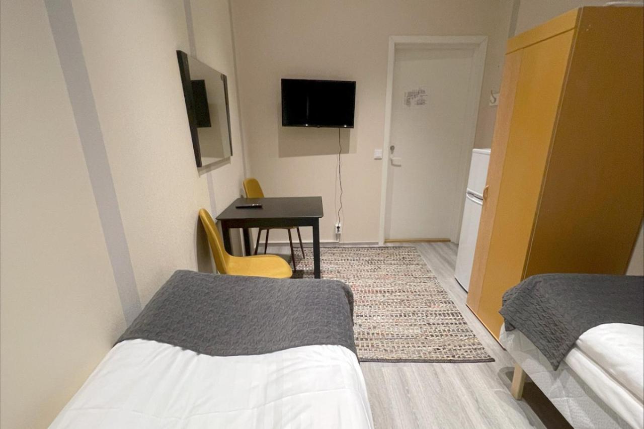 Kuukkeli Ivalo Airport Inn Zimmer foto