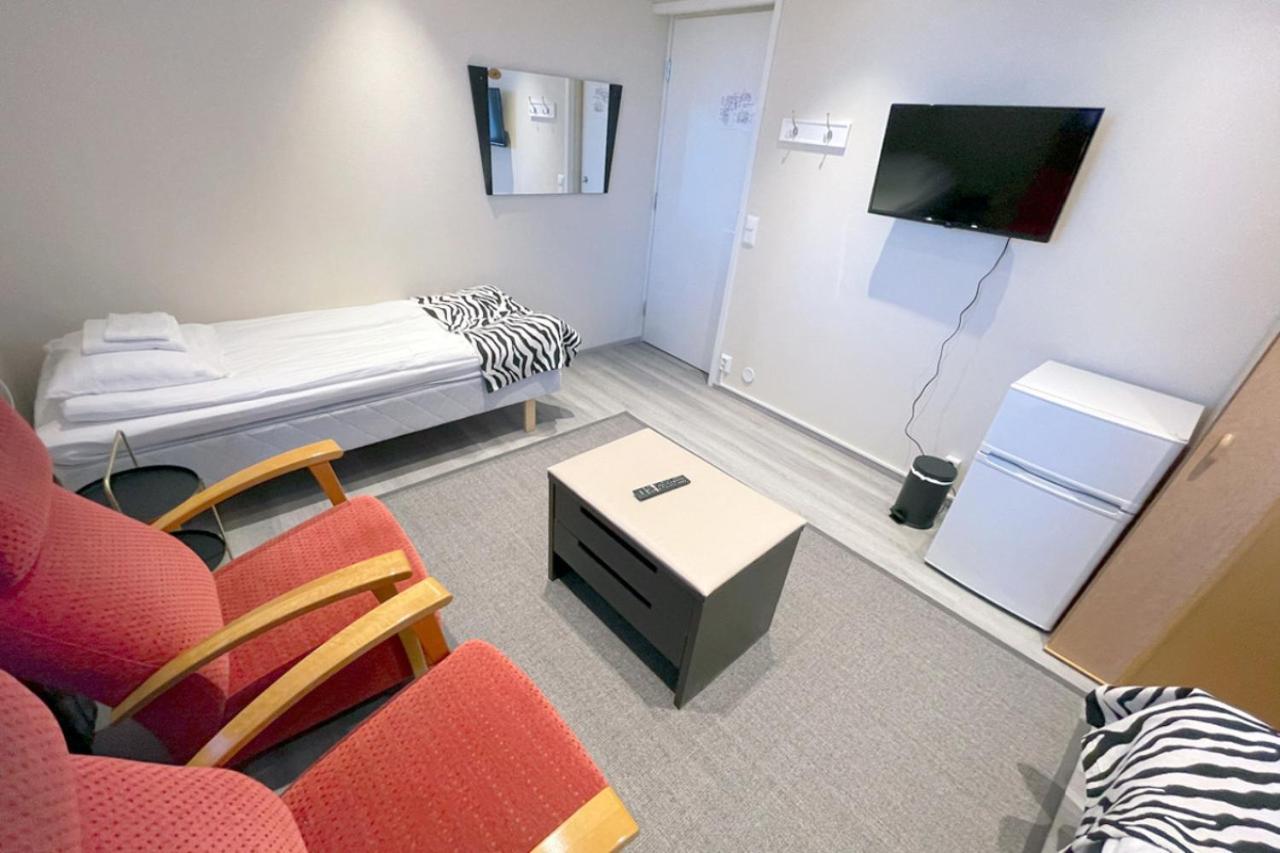 Kuukkeli Ivalo Airport Inn Zimmer foto